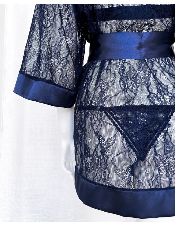 Kimono en dentelle bleu nuit Agatea Night – Élégance sensuelle et raffinée