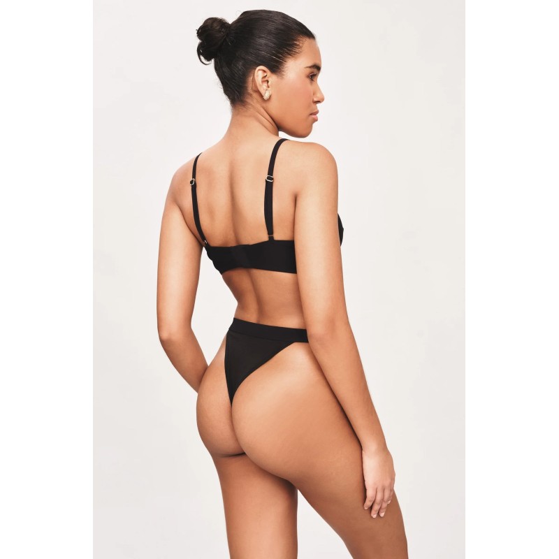 Culotte Triangle – Femynal (Made in Italy, dentelle & tulle semi-transparent)