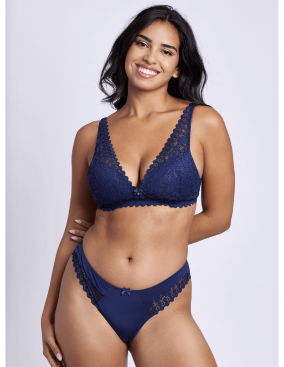 Tanga Dream bleu dentelle florale – invisible & chic | Valege | Félicià Intima Tanga Dream bleu dentelle florale – invisible & chic | Valege | Félicià Intima