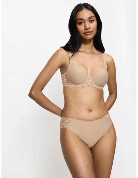 Culotte Amourette Tai dentelle – Triumph blanc ou chair | Félicià Intima Culotte Amourette Tai dentelle – Triumph blanc ou chair | Félicià Intima