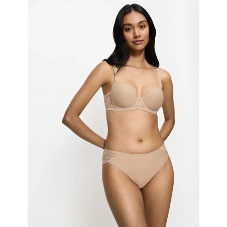 Culotte Amourette Tai dentelle – Triumph blanc ou chair | Félicià Intima
