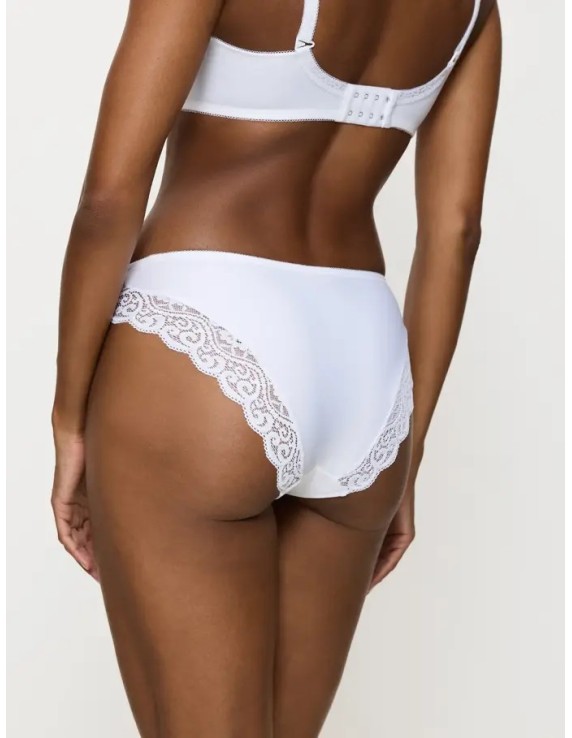 Culotte Amourette Tai dentelle – Triumph blanc ou chair | Félicià Intima