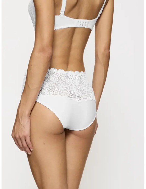 Culotte maxi dentelle – Triumph Amourette noir ou blanc | Félicià Intima
