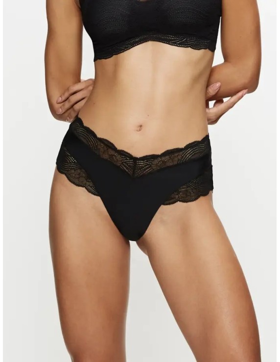 Slip bandeau noir – Triumph Lift Smart | Félicià Intima