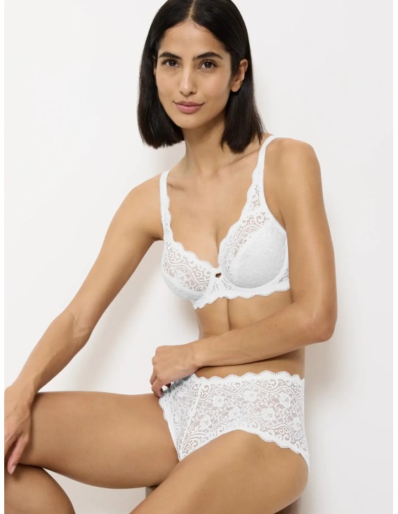 Soutien-gorge blanc avec armatures – Triumph Amourette | Félicià Intima